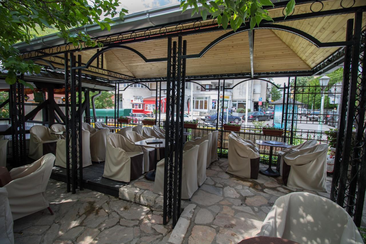 Pansion Oscar Summer Garden Mostar Exterior foto